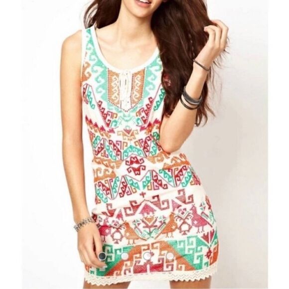 Free People Embroidered Sleeveless Aztec Shift Dress Bird Tribal Linen Blend 0 - Picture 1 of 8